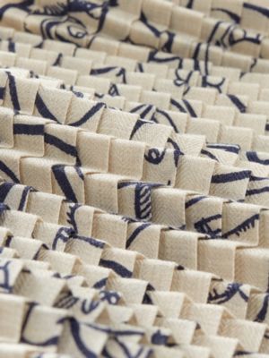 HERMES トライアングルジェアン　千と一のうさぎ トライアングル ジェアン 《千と一のウサギ》 | Hermès - エルメス